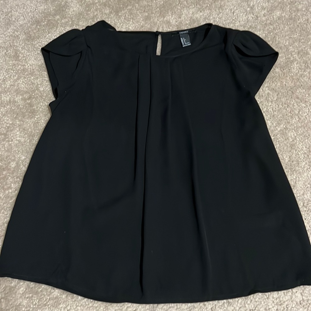 Forever 21 tulip sleeve blouse